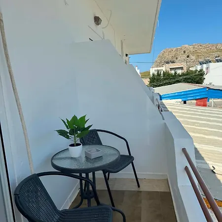 Отель Zografos 1