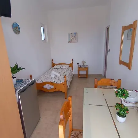 Zografos 1 *
